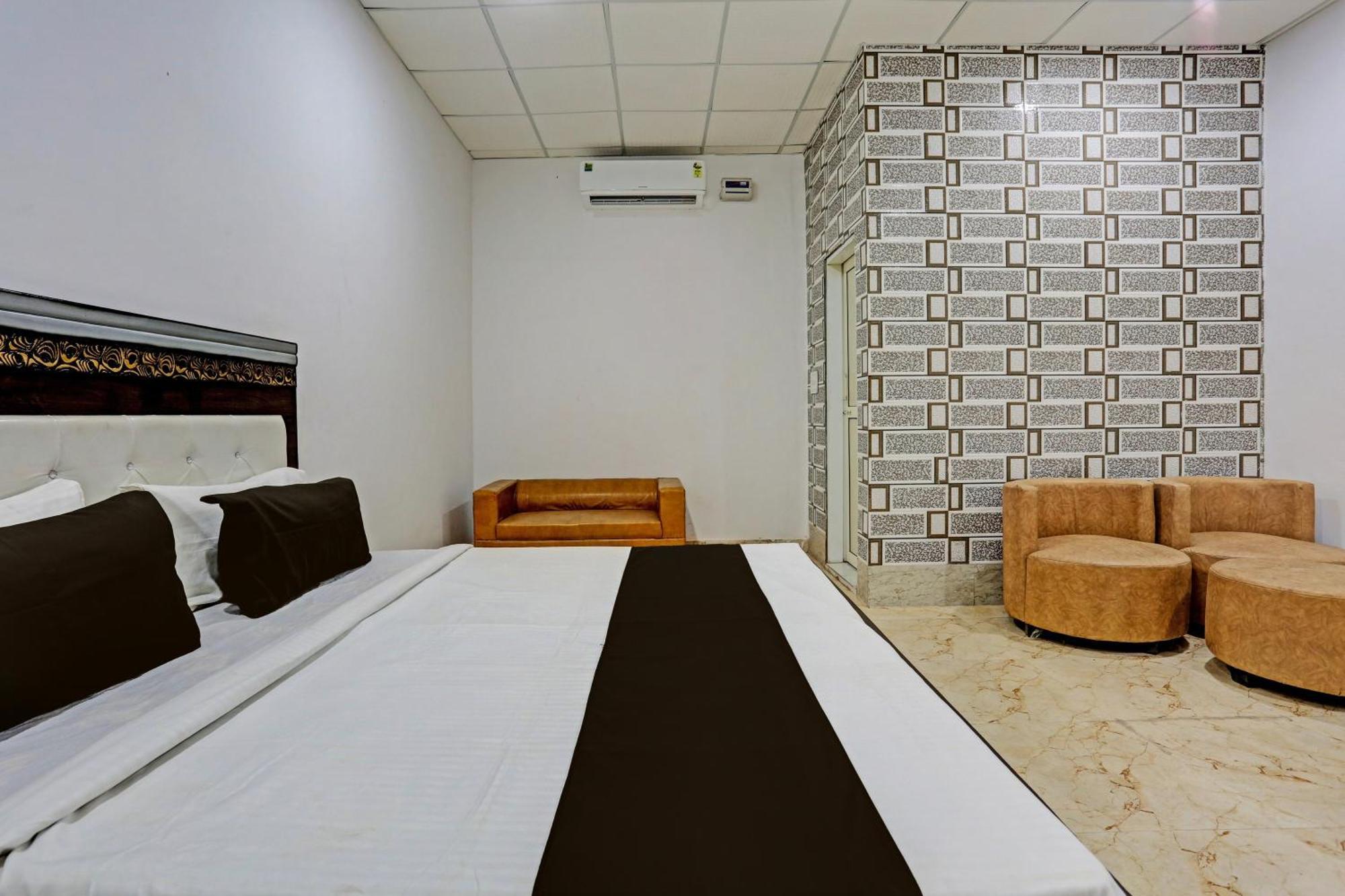Hotel O Murliwala Wedding Palace And Resort Samalkha Dış mekan fotoğraf